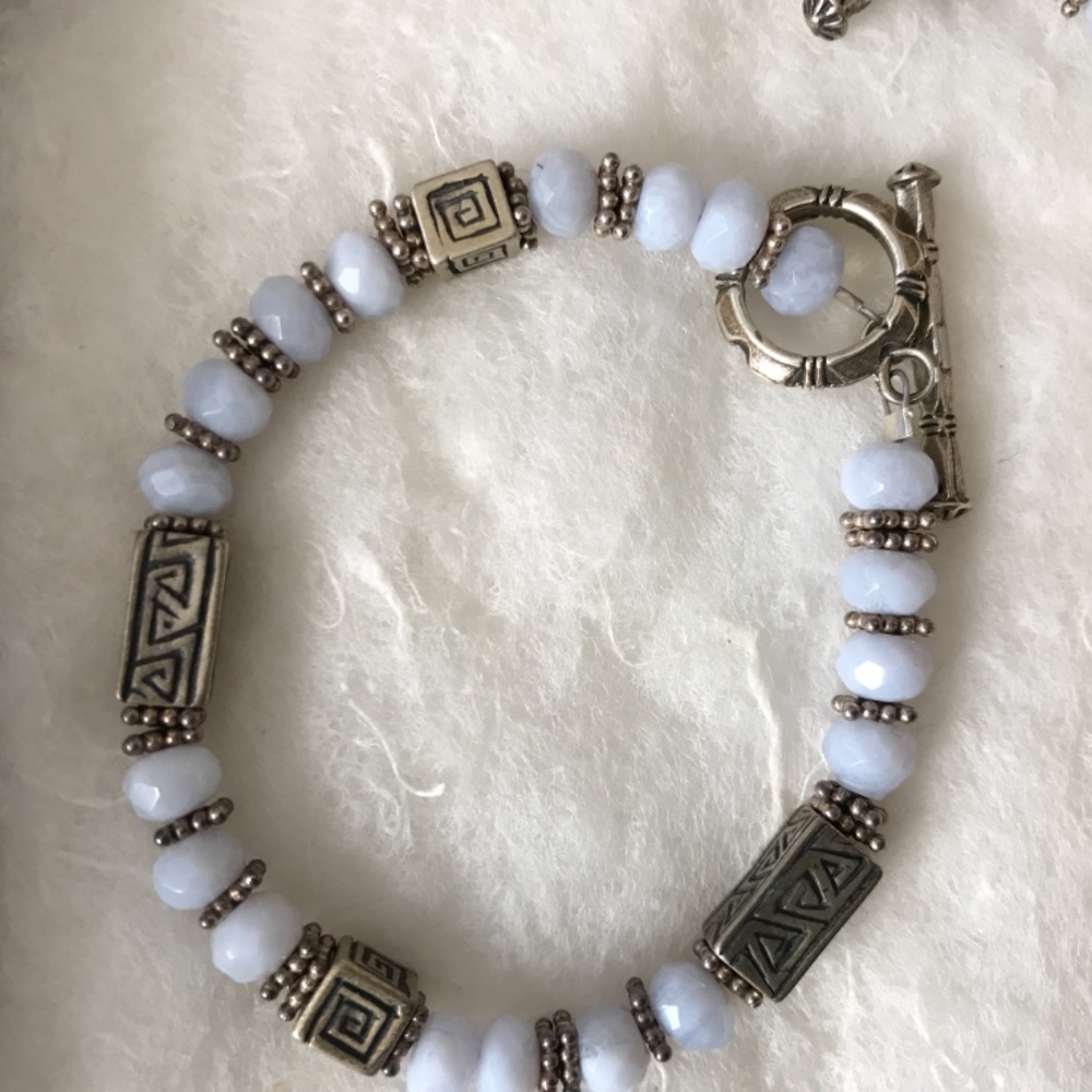 Beautiful Necklace & Bracelet Set. Silver Beads & Light Blue Stones - Picture 5 of 9